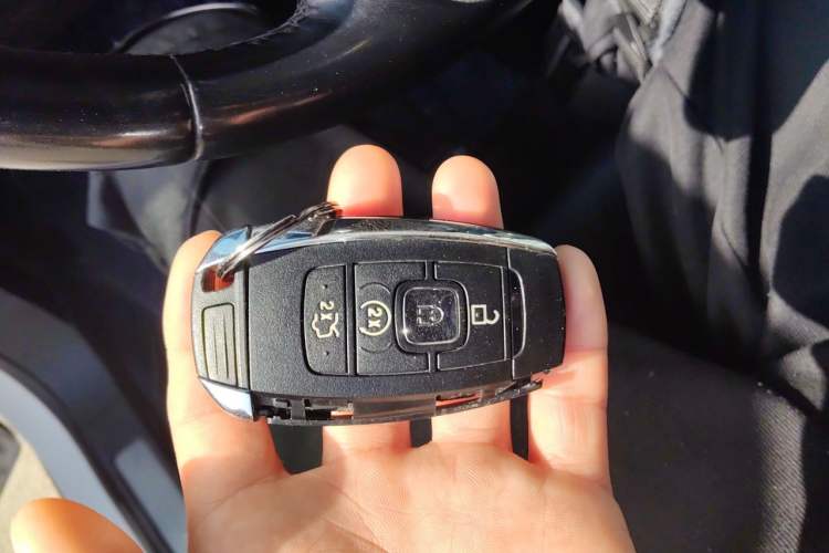 Used Lincoln MKC 2017 2.0T Four-Wheel Drive Zunya Edition Vehicle Key