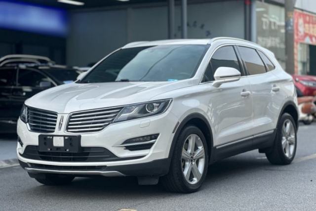 Used Lincoln MKC 2017 2.0T Two-Wheel Drive Deluxe Edition