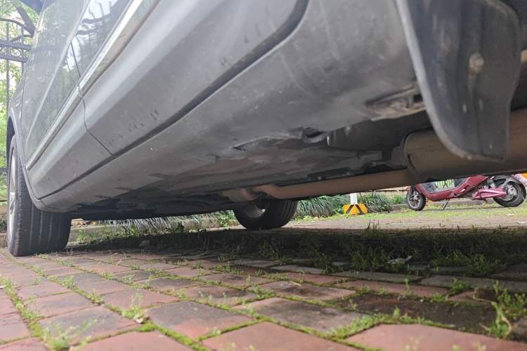 Used Lincoln MKC 2018 2.0T Two-Wheel Drive Deluxe Edition Chassis Rear Left
