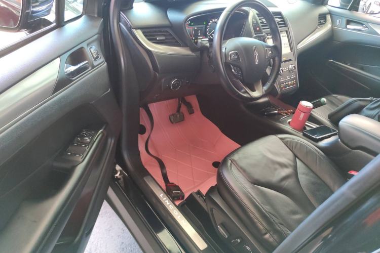 Used Lincoln MKC 2018 2.0T Two-Wheel Drive Deluxe Edition Driver Seat