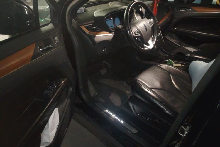 Used Lincoln MKC 2018 2.0T Four-Wheel Drive Zunya Edition Driver Seat