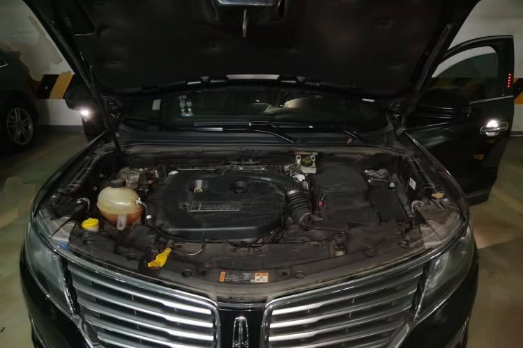 Used Lincoln MKC 2018 2.0T Four-Wheel Drive Zunya Edition Engine Bay