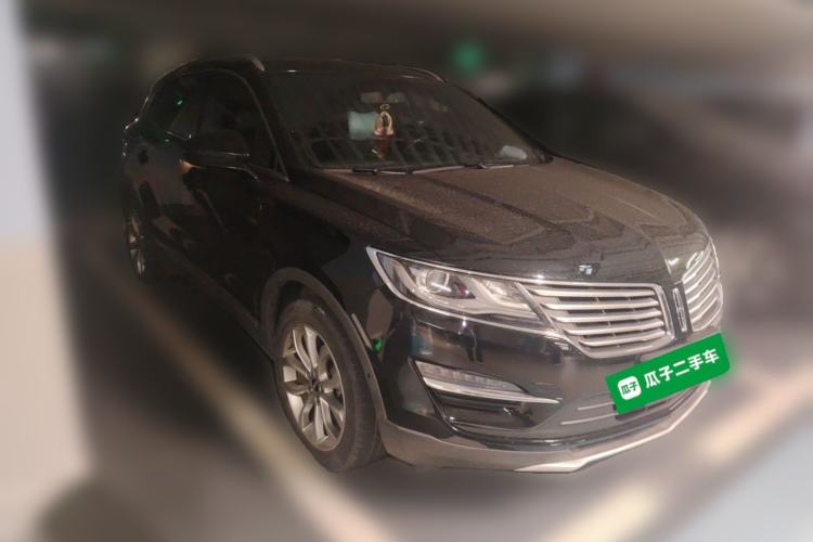 Used Lincoln MKC 2018 2.0T Four-Wheel Drive Zunya Edition Front Right 45 Deg