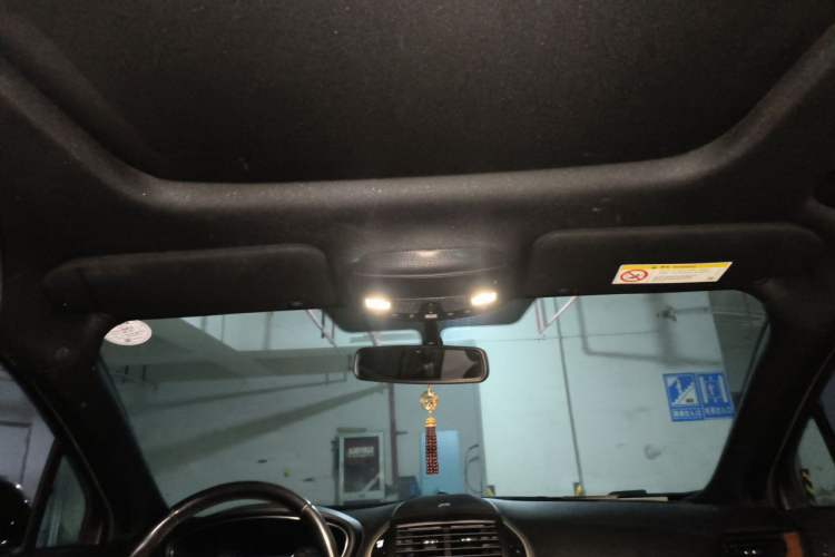 Used Lincoln MKC 2018 2.0T Two-Wheel Drive Luxury Edition Headliner