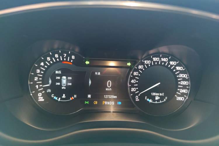 Used Lincoln MKC 2018 2.0T Two-Wheel Drive Deluxe Edition Instrument Cluster
