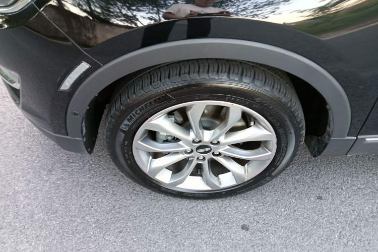 Used Lincoln MKC 2018 2.0T Two-Wheel Drive Luxury Edition Left Front Wheel Hub
