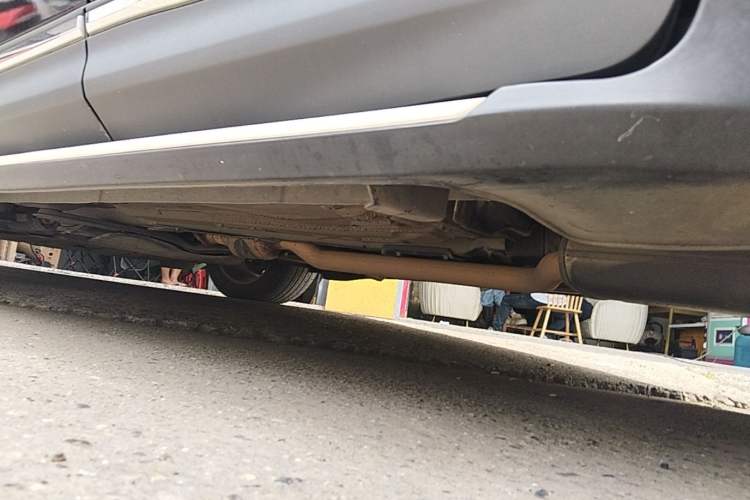 Used Lincoln MKC 2018 2.0T Two-Wheel Drive Deluxe Edition Left Side Sill