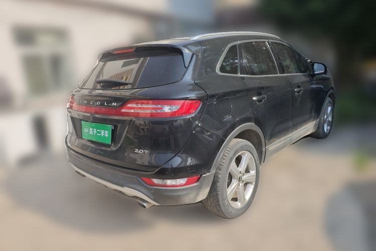 Used Lincoln MKC 2018 2.0T Two-Wheel Drive Deluxe Edition Rear Right 45 Deg