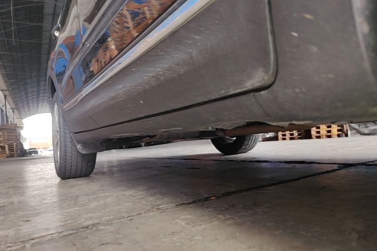 Used Lincoln MKC 2018 2.0T Four-Wheel Drive Zunya Edition Right Side Sill