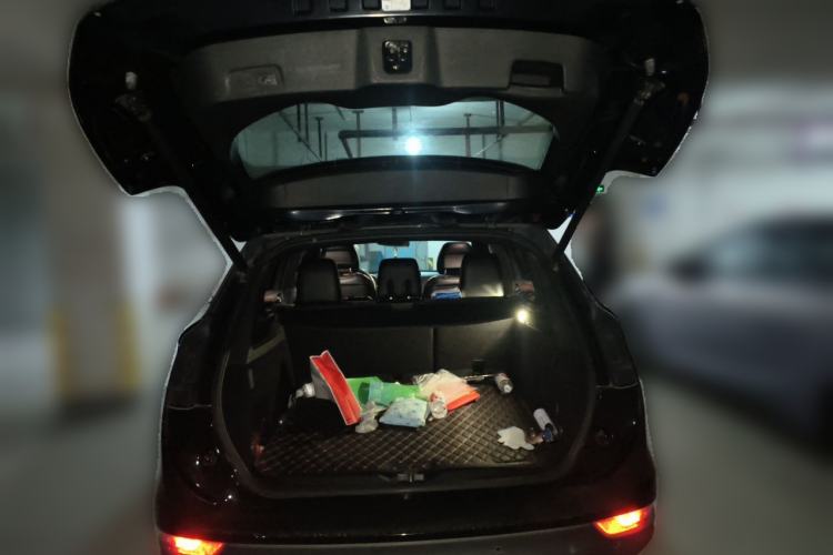 Used Lincoln MKC 2018 2.0T Two-Wheel Drive Luxury Edition Trunk