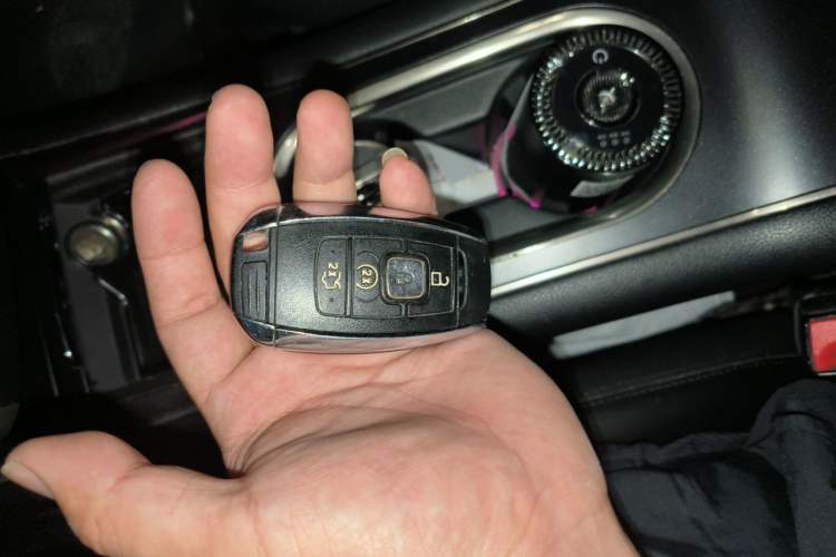 Used Lincoln MKC 2018 2.0T Two-Wheel Drive Luxury Edition Vehicle Key
