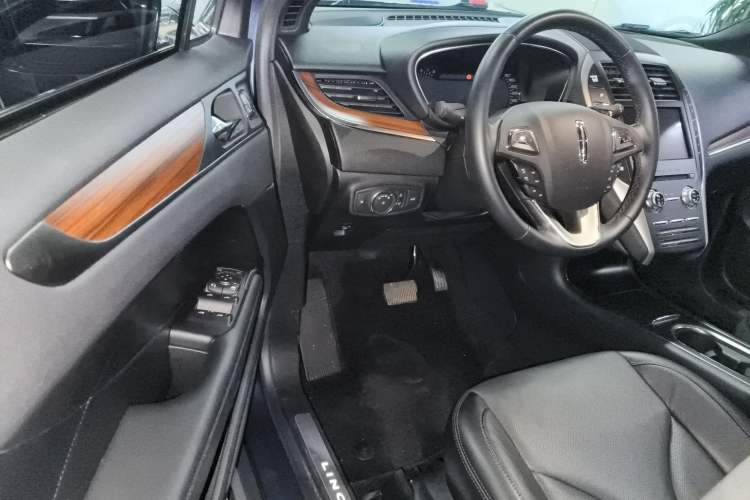 Used Lincoln MKC 2018 2.0T Four-Wheel Drive Zunya Edition Driver Seat