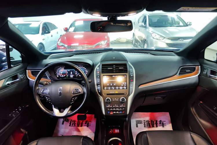 Used Lincoln MKC 2018 2.0T Four-Wheel Drive Zunya Edition Interior 1