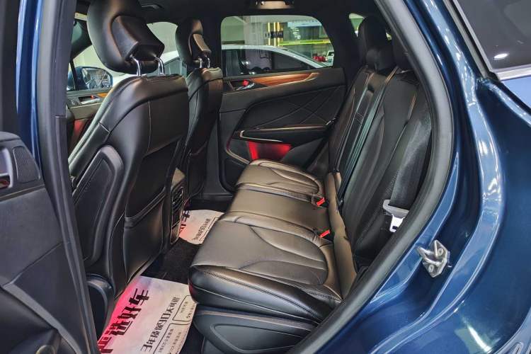Used Lincoln MKC 2018 2.0T Four-Wheel Drive Zunya Edition Interior 5