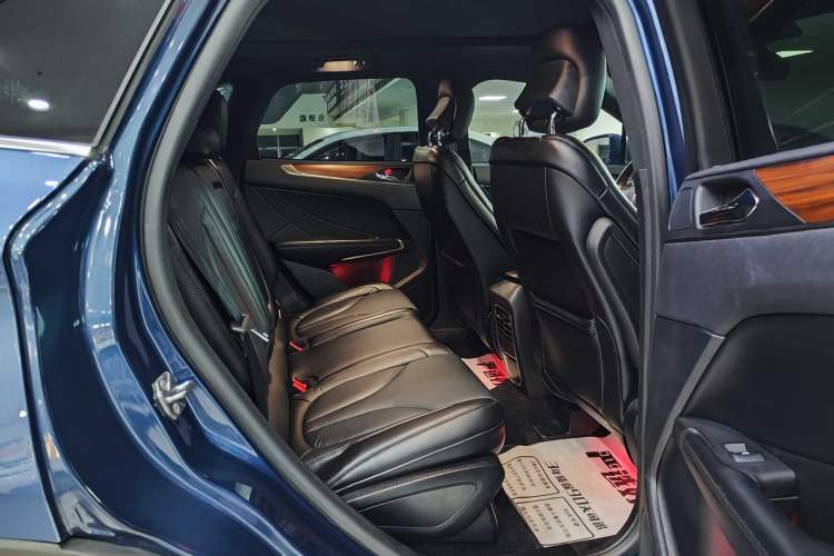 Used Lincoln MKC 2018 2.0T Four-Wheel Drive Zunya Edition Interior 8