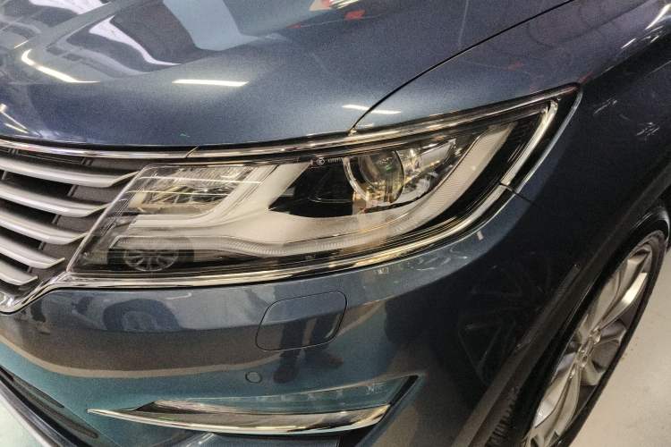 Used Lincoln MKC 2018 2.0T Four-Wheel Drive Zunya Edition Left Front Headlight