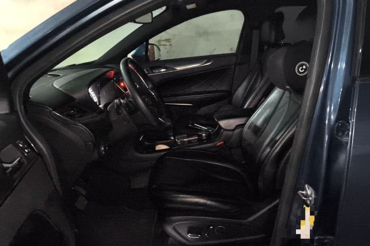 Used Lincoln MKC 2018 2.0T Two-Wheel Drive Deluxe Edition Left Front Seat