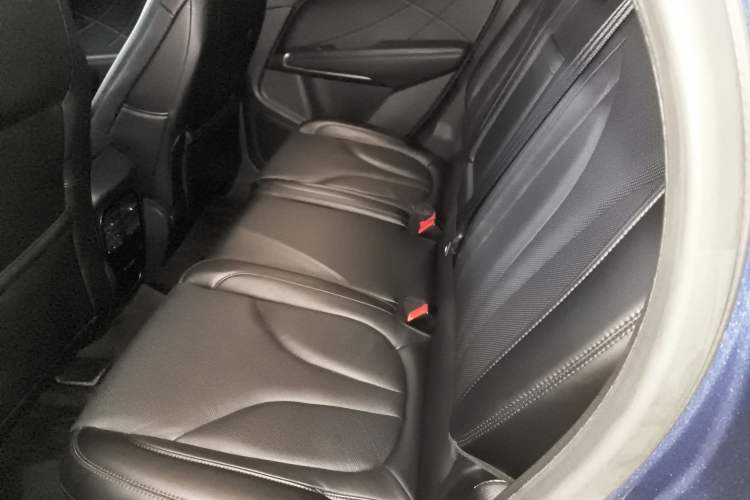 Used Lincoln MKC 2018 2.0T Four-Wheel Drive Zunya Edition Left Rear Seat
