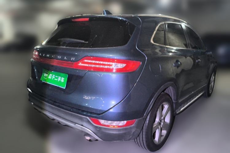 Used Lincoln MKC 2018 2.0T Two-Wheel Drive Deluxe Edition Rear Right 45 Deg