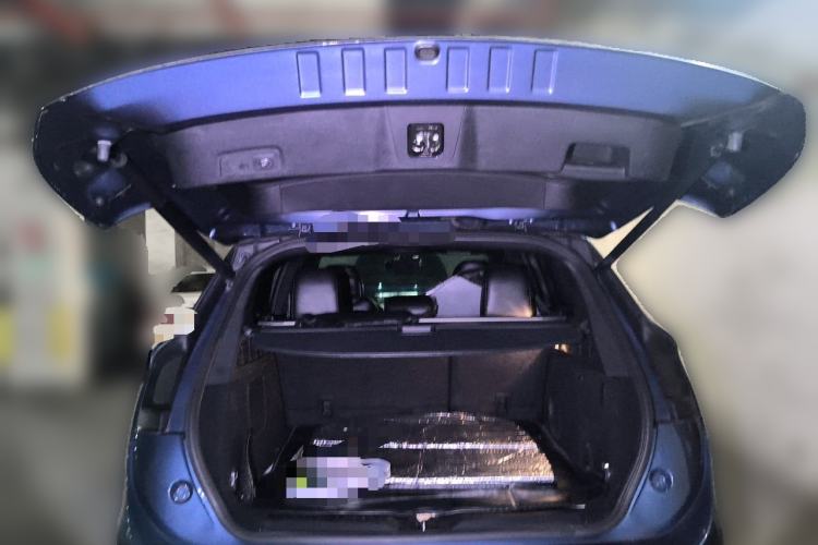 Used Lincoln MKC 2018 2.0T Two-Wheel Drive Deluxe Edition Trunk