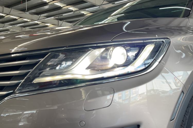 Used Lincoln MKC 2018 2.0T Two-Wheel Drive Luxury Edition Exterior 1