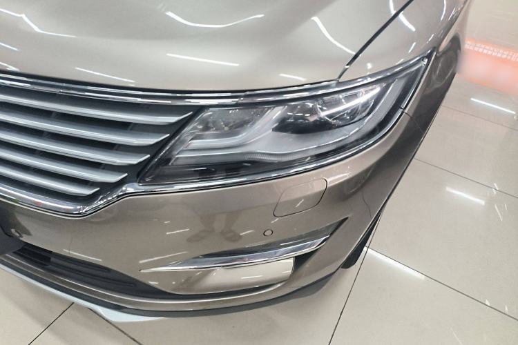 Used Lincoln MKC 2018 2.0T Four-Wheel Drive Zunya Edition Left Front Headlight