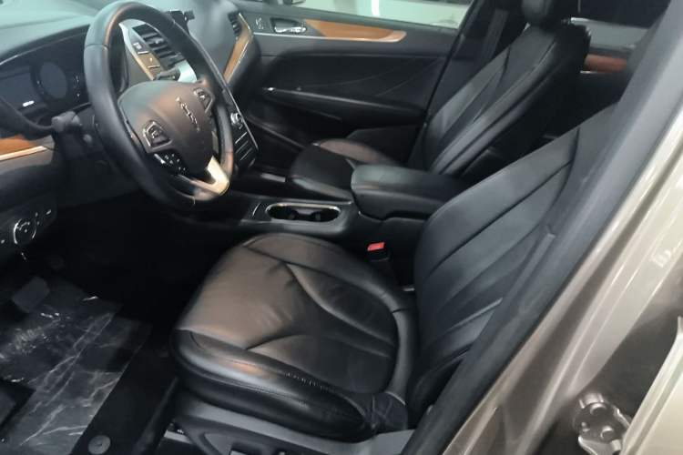 Used Lincoln MKC 2018 2.0T Four-Wheel Drive Zunya Edition Left Front Seat