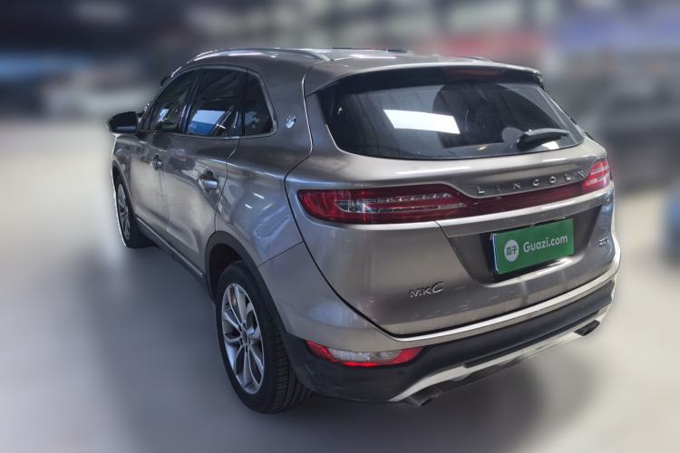 Used Lincoln MKC 2018 2.0T Two-Wheel Drive Luxury Edition Rear Left 45 Deg