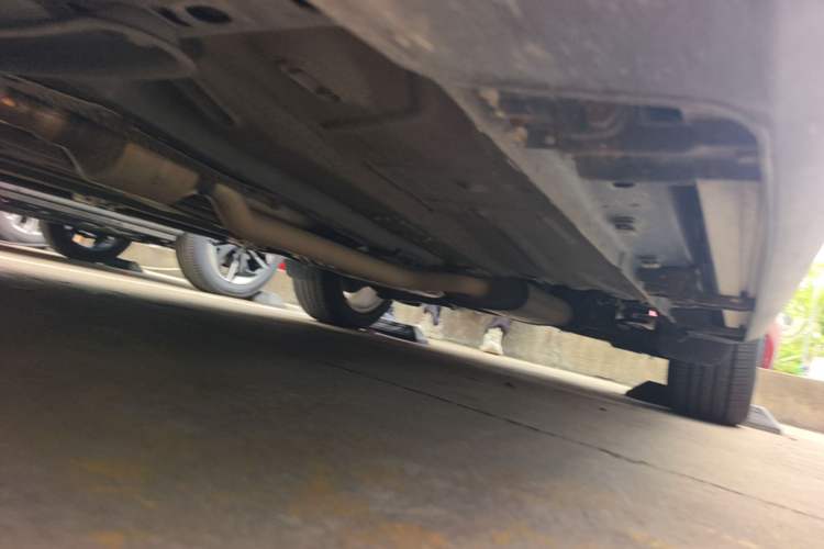 Used Lincoln MKC 2018 2.0T Two-Wheel Drive Deluxe Edition Chassis Front Left