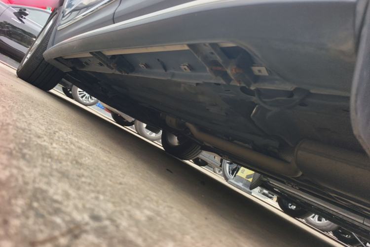 Used Lincoln MKC 2018 2.0T Two-Wheel Drive Deluxe Edition Chassis Rear Left