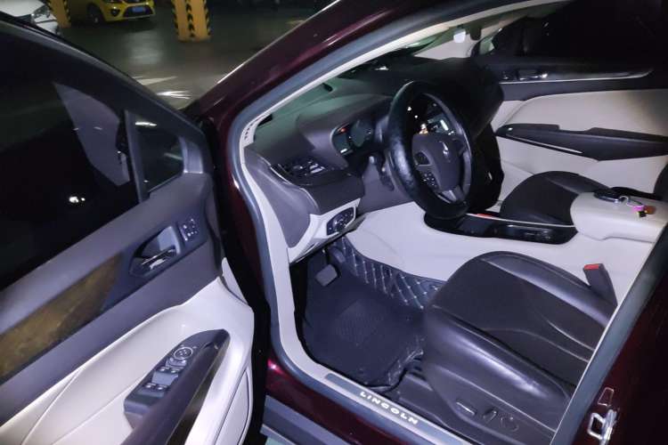 Used Lincoln MKC 2018 2.0T Four-Wheel Drive Zunya Edition Driver Seat