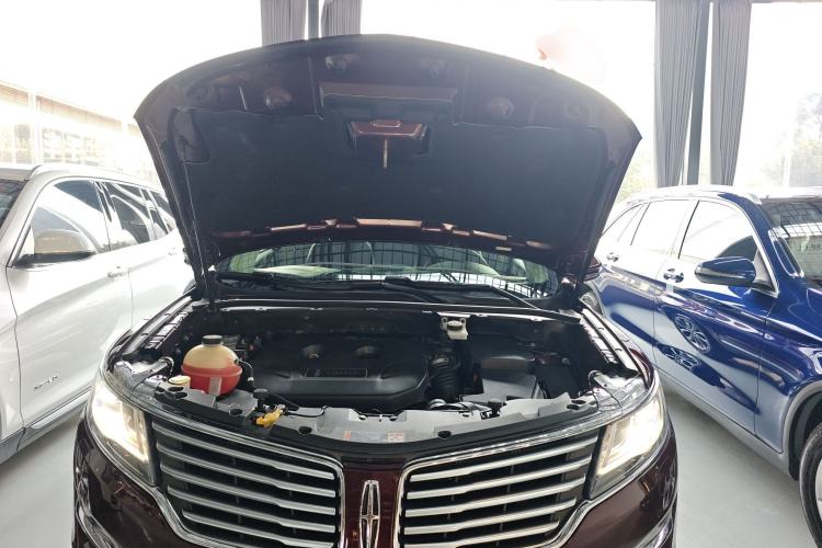 Used Lincoln MKC 2018 2.0T Four-Wheel Drive Zunya Edition Engine Bay