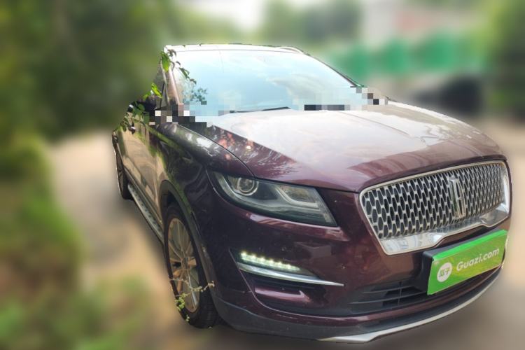 Used Lincoln MKC 2018 2.0T Two-Wheel Drive Zunyue Edition Front Right 45 Deg