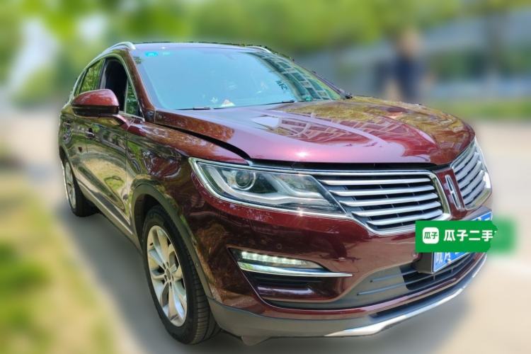 Used Lincoln MKC 2018 2.0T Four-Wheel Drive Zunya Edition Front Right 45 Deg
