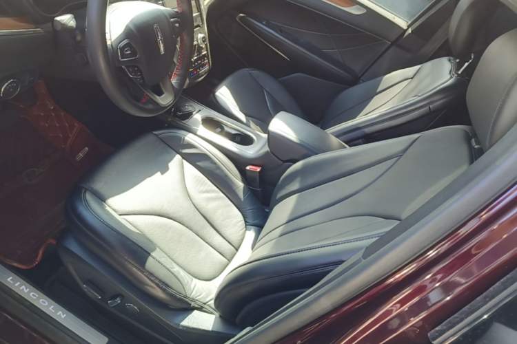 Used Lincoln MKC 2018 2.0T Four-Wheel Drive Zunya Edition Left Front Seat