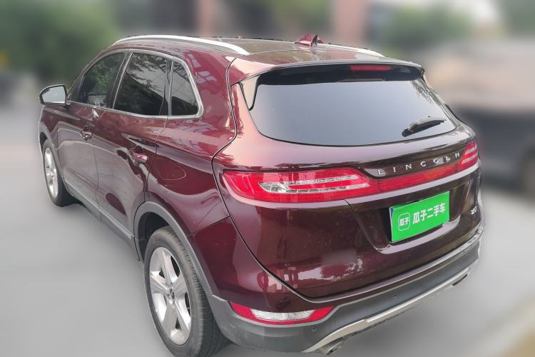 Used Lincoln MKC 2018 2.0T Two-Wheel Drive Deluxe Edition Rear Left 45 Deg