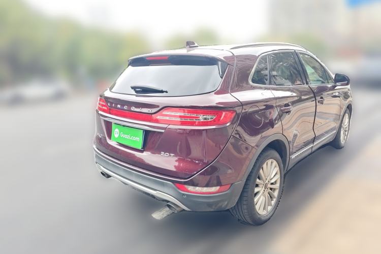 Used Lincoln MKC 2018 2.0T Two-Wheel Drive Deluxe Edition Rear Right 45 Deg