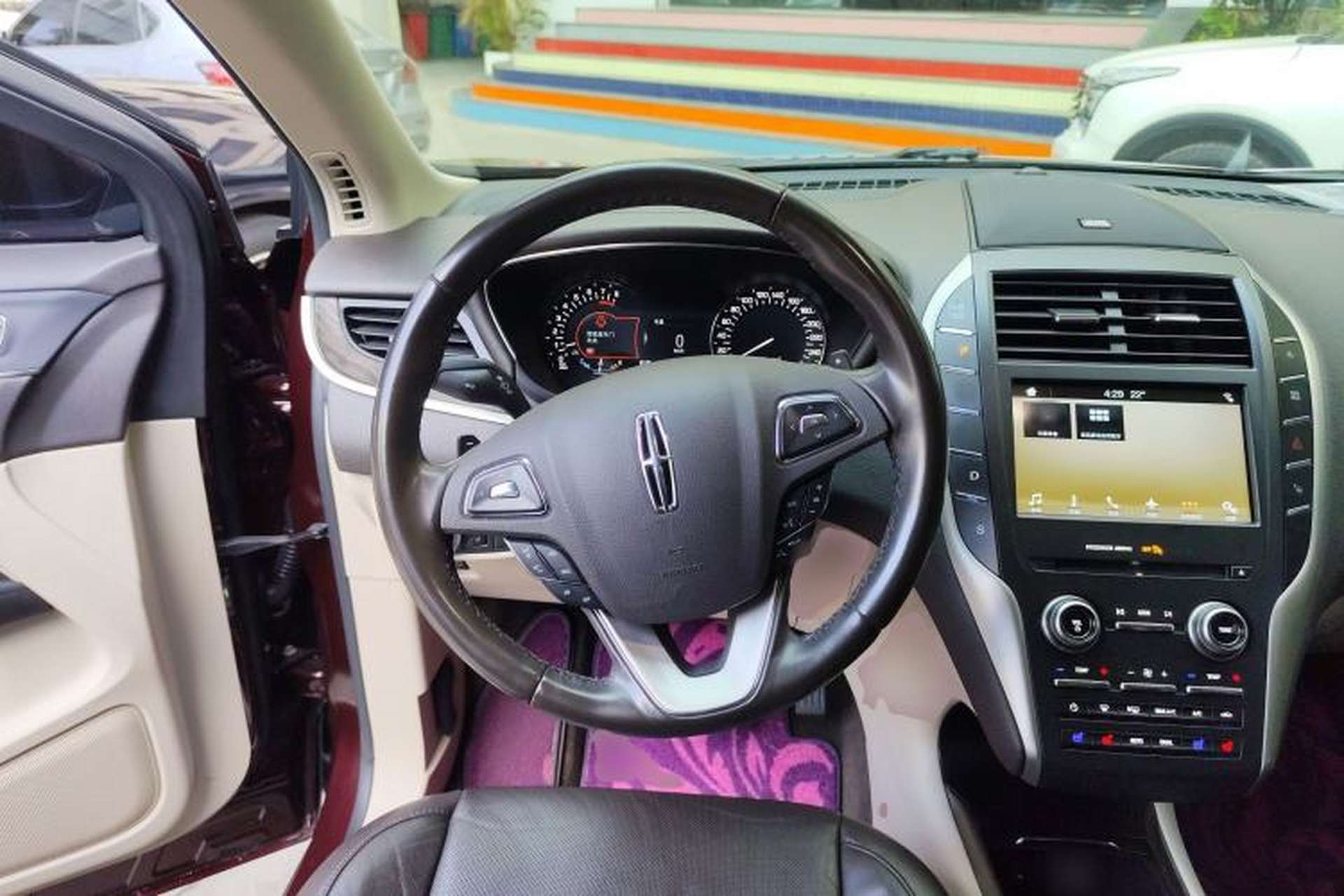 Used Lincoln MKC 2018 2.0T Four-Wheel Drive Zunya Edition Steering Wheel