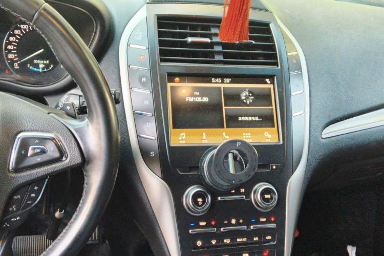 Used Lincoln MKC 2018 2.0T Two-Wheel Drive Deluxe Edition Audio And AC Panel