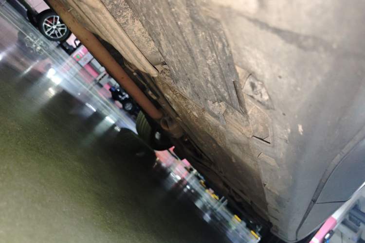 Used Lincoln MKC 2018 2.0T Two-Wheel Drive Deluxe Edition Chassis Rear Right