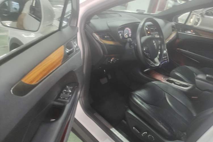 Used Lincoln MKC 2018 2.0T Four-Wheel Drive Zunya Edition Driver Seat