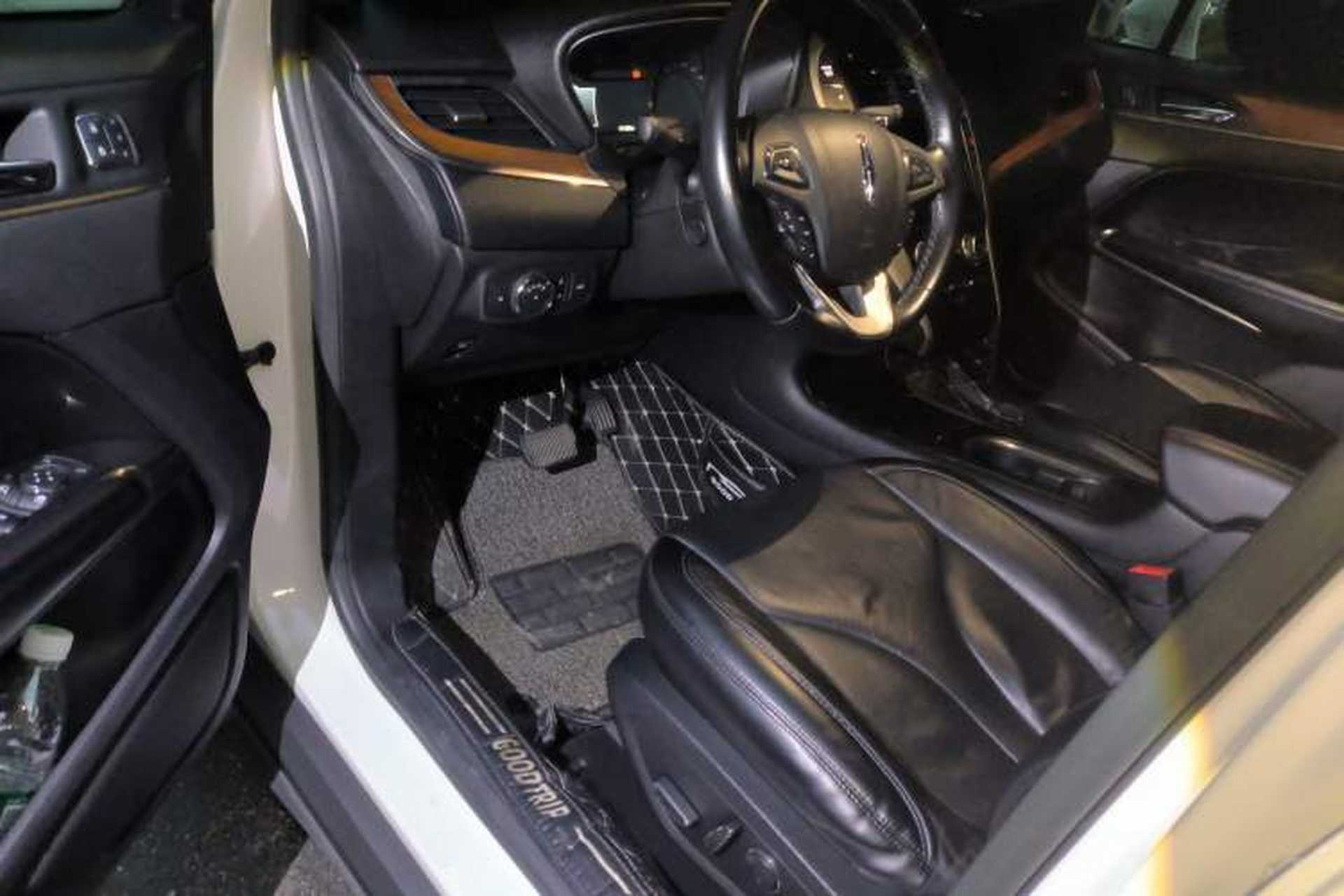 Used Lincoln MKC 2018 2.0T Two-Wheel Drive Luxury Edition Driver Seat