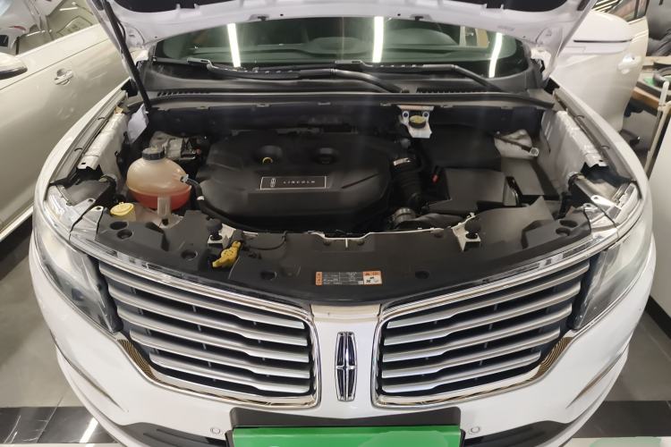 Used Lincoln MKC 2018 2.0T Four-Wheel Drive Zunya Edition Engine Bay