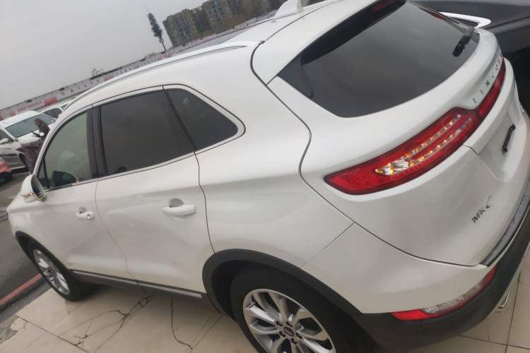Used Lincoln MKC 2018 2.0T Four-Wheel Drive Zunya Edition Exterior 3