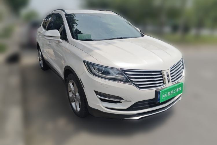 Used Lincoln MKC 2018 2.0T Two-Wheel Drive Zunyue Edition Front Right 45 Deg