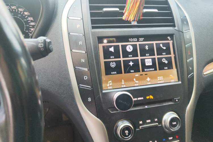 Used Lincoln MKC 2018 2.0T Four-Wheel Drive Zunya Edition Gear Lever