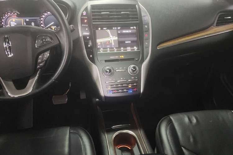 Used Lincoln MKC 2018 2.0T Four-Wheel Drive Zunya Edition Gear Lever