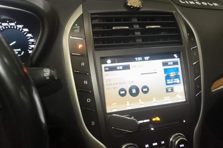 Used Lincoln MKC 2018 2.0T Four-Wheel Drive Zunya Edition Gear Lever