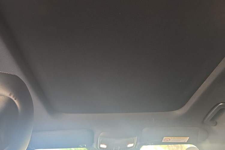 Used Lincoln MKC 2018 2.0T Two-Wheel Drive Deluxe Edition Headliner