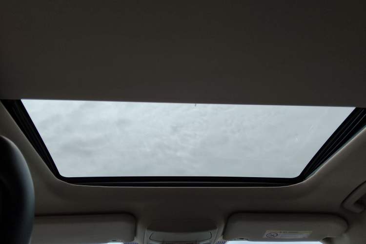 Used Lincoln MKC 2018 2.0T Two-Wheel Drive Luxury Edition Headliner
